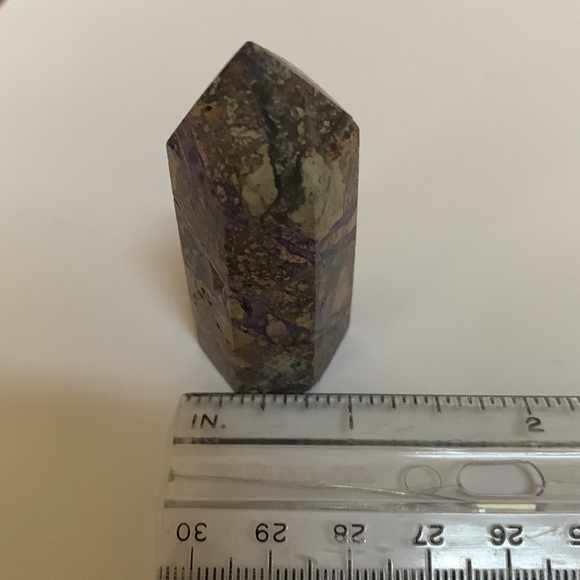 Mini Stone Obelisk Crystal Tower - Picture 4 of 6